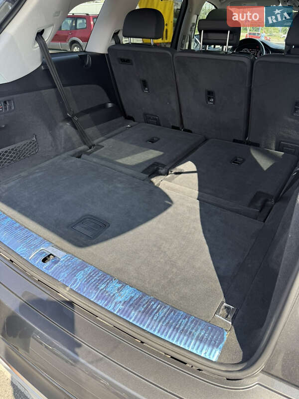 Внедорожник / Кроссовер Audi Q7 2019 в Киеве фото 27 Внедорожник / Кроссовер Audi Q7 2019 в Киеве