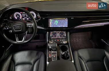 Внедорожник / Кроссовер Audi Q7 2019 в 