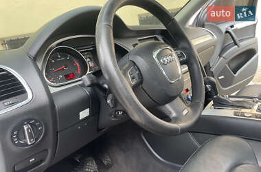 Внедорожник / Кроссовер Audi Q7 2011 в 