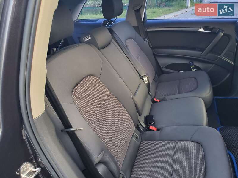 Внедорожник / Кроссовер Audi Q7 2012 в Хмельницком