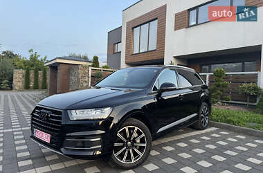 Внедорожник / Кроссовер Audi Q7 2017 в Стрые