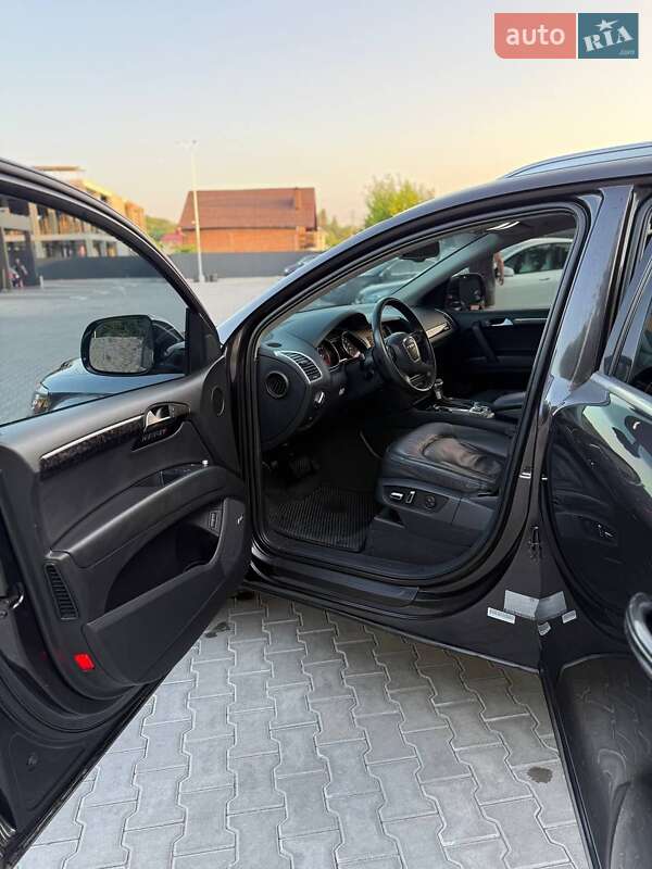 Позашляховик / Кросовер Audi Q7 2011 в Вінниці