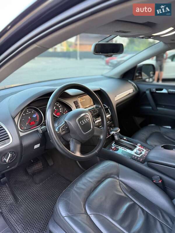 Позашляховик / Кросовер Audi Q7 2011 в Вінниці