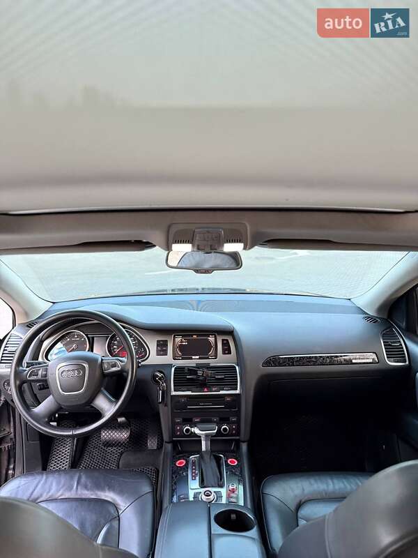 Позашляховик / Кросовер Audi Q7 2011 в Вінниці