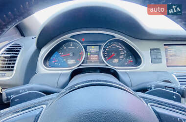 Внедорожник / Кроссовер Audi Q7 2014 в 