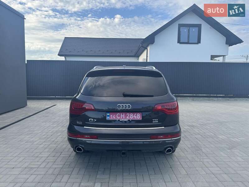 Позашляховик / Кросовер Audi Q7 2013 в Львові