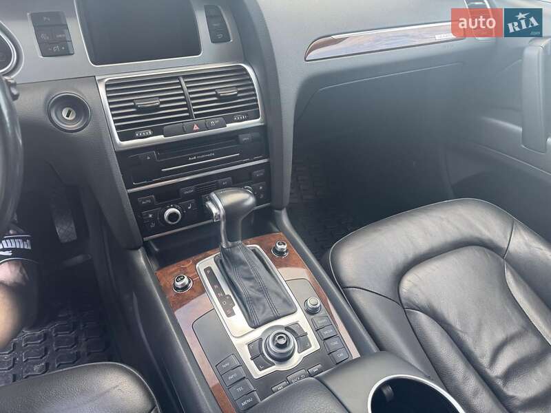 Внедорожник / Кроссовер Audi Q7 2013 в Львове