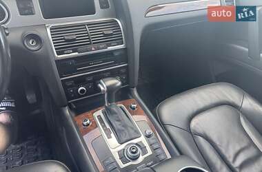 Внедорожник / Кроссовер Audi Q7 2013 в 