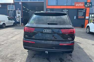 Внедорожник / Кроссовер Audi Q7 2018 в 