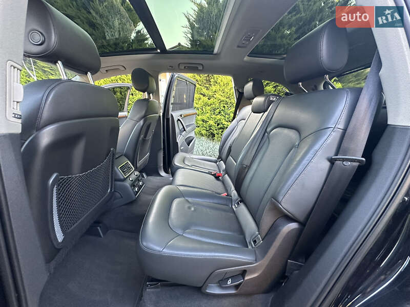 Внедорожник / Кроссовер Audi Q7 2011 в Одессе