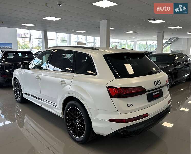 Внедорожник / Кроссовер Audi Q7 2023 в Киеве