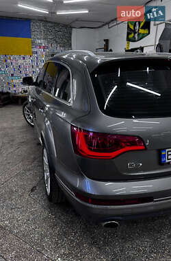 Внедорожник / Кроссовер Audi Q7 2014 в 
