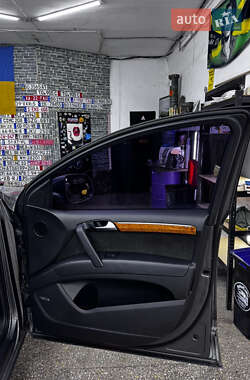 Внедорожник / Кроссовер Audi Q7 2014 в 