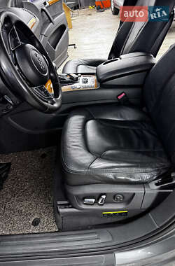 Внедорожник / Кроссовер Audi Q7 2014 в 