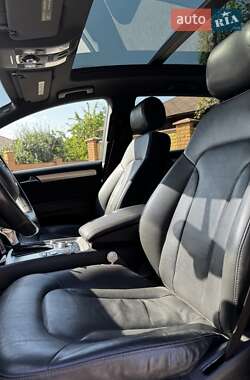 Внедорожник / Кроссовер Audi Q7 2012 в 