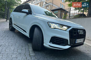 Внедорожник / Кроссовер Audi Q7 2019 в 