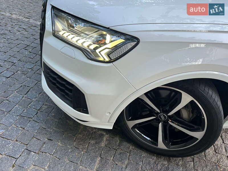 Позашляховик / Кросовер Audi Q7 2019 в Києві фото 63 Позашляховик / Кросовер Audi Q7 2019 в Києві