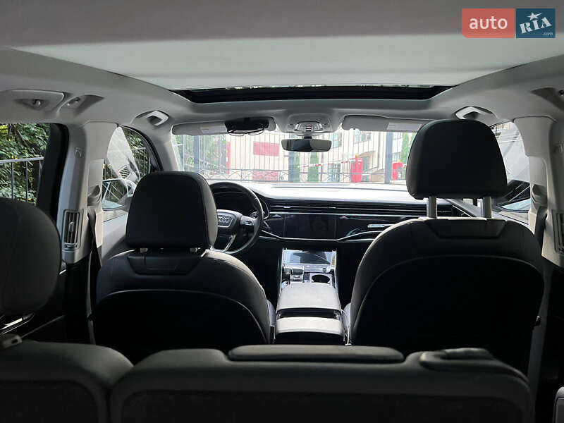 Позашляховик / Кросовер Audi Q7 2019 в Києві фото 86 Позашляховик / Кросовер Audi Q7 2019 в Києві