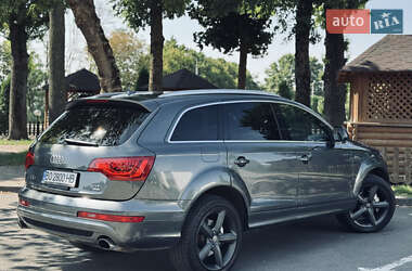 Внедорожник / Кроссовер Audi Q7 2013 в 