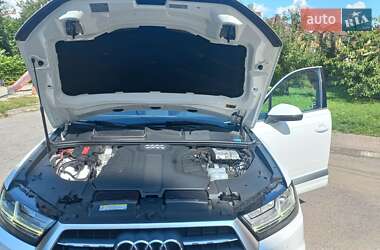 Внедорожник / Кроссовер Audi Q7 2018 в 