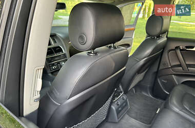 Внедорожник / Кроссовер Audi Q7 2013 в 