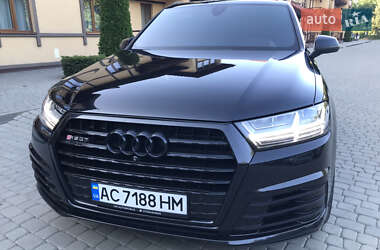 Внедорожник / Кроссовер Audi Q7 2015 в 