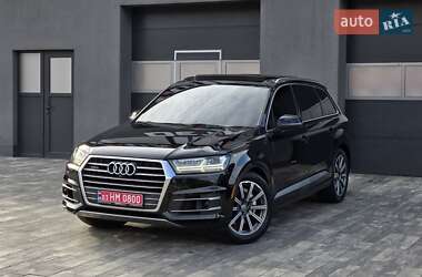 Позашляховик / Кросовер Audi Q7 2017 в Луцьку