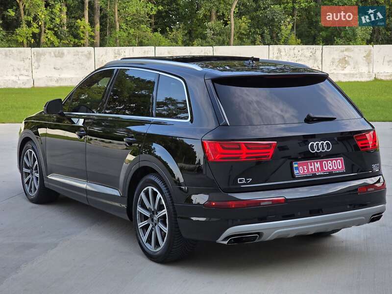 Внедорожник / Кроссовер Audi Q7 2017 в Луцке