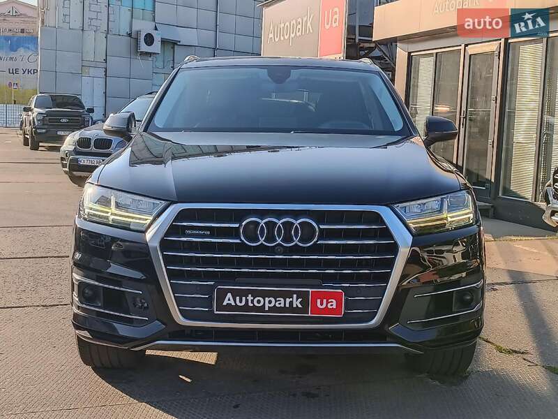 Позашляховик / Кросовер Audi Q7 2018 в Харкові