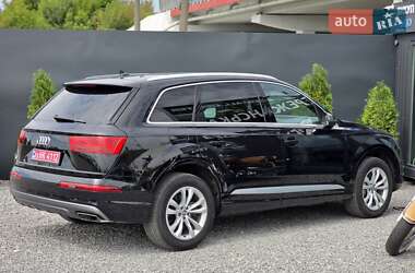 Внедорожник / Кроссовер Audi Q7 2018 в 