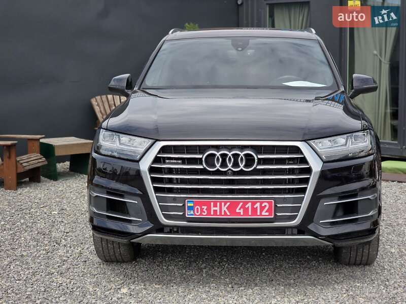 Внедорожник / Кроссовер Audi Q7 2018 в Тернополе