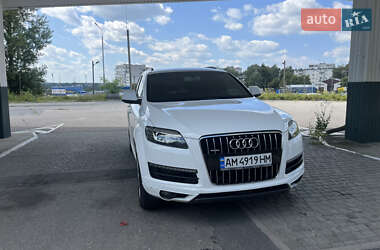 Внедорожник / Кроссовер Audi Q7 2011 в 