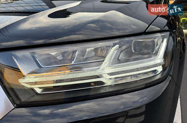 Внедорожник / Кроссовер Audi Q7 2015 в 