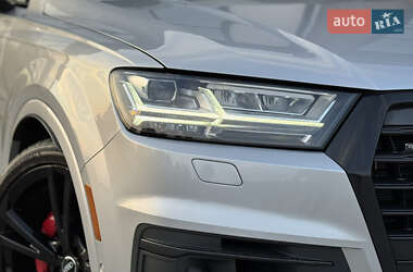 Внедорожник / Кроссовер Audi Q7 2019 в 