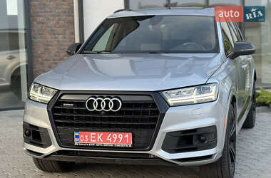 Внедорожник / Кроссовер Audi Q7 2019 в 