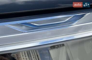 Внедорожник / Кроссовер Audi Q7 2024 в 