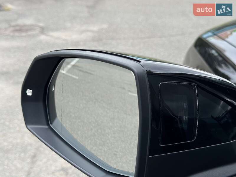 Внедорожник / Кроссовер Audi Q7 2024 в Киеве