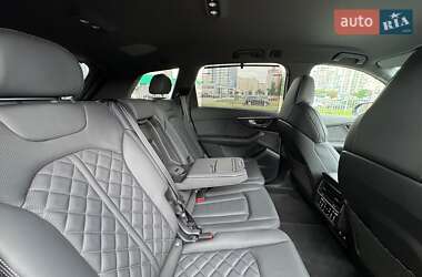Внедорожник / Кроссовер Audi Q7 2024 в 