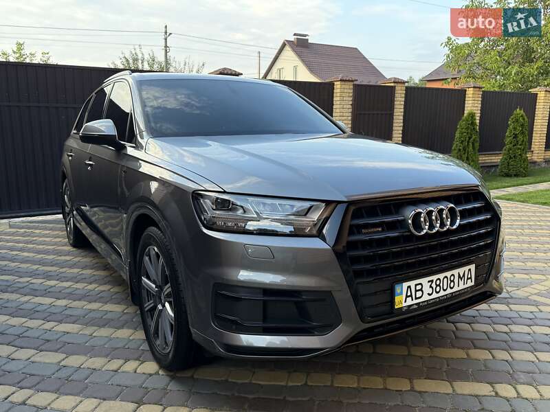 Внедорожник / Кроссовер Audi Q7 2017 в Виннице