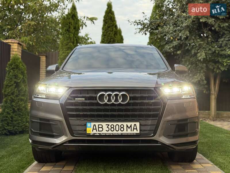 Внедорожник / Кроссовер Audi Q7 2017 в Виннице