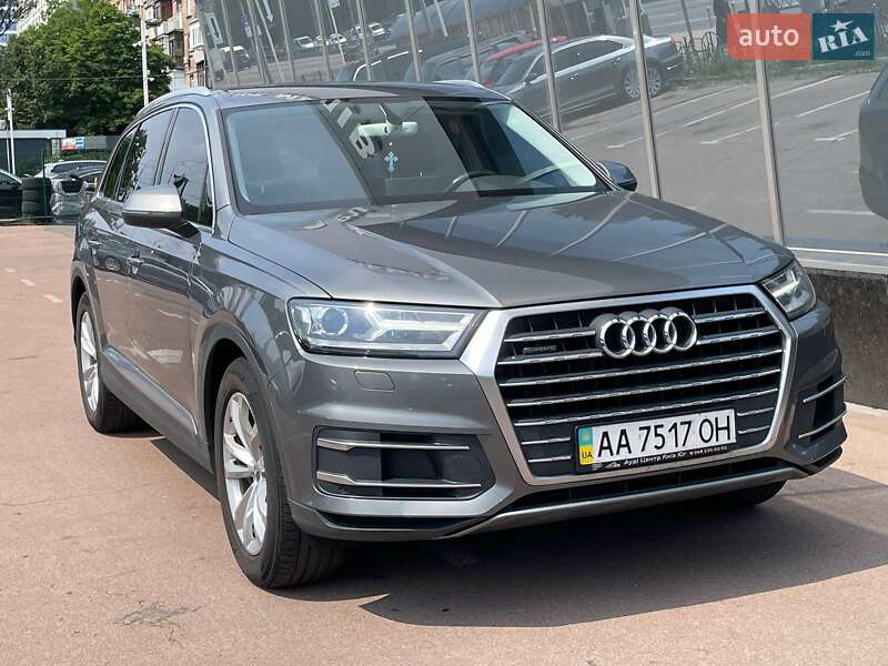 Audi Q7 2015