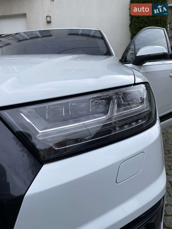 Внедорожник / Кроссовер Audi Q7 2017 в Тячеве фото 22 Внедорожник / Кроссовер Audi Q7 2017 в Тячеве