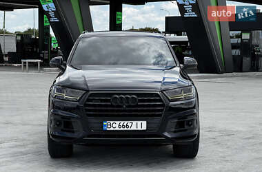 Внедорожник / Кроссовер Audi Q7 2016 в 