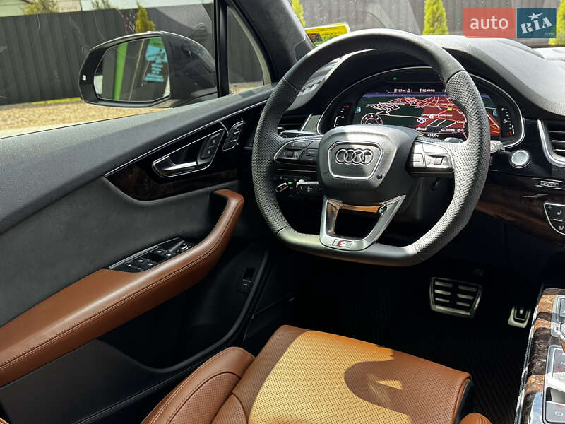 Внедорожник / Кроссовер Audi Q7 2016 в Львове