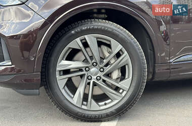 Внедорожник / Кроссовер Audi Q7 2020 в 