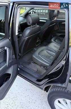 Внедорожник / Кроссовер Audi Q7 2006 в 