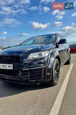 Внедорожник / Кроссовер Audi Q7 2015 в 