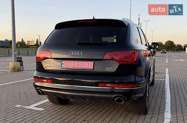 Внедорожник / Кроссовер Audi Q7 2013 в 