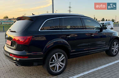 Внедорожник / Кроссовер Audi Q7 2013 в 