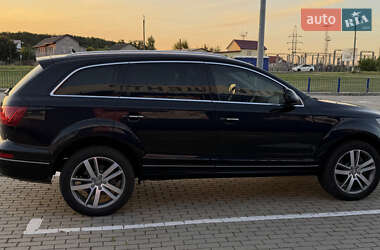 Внедорожник / Кроссовер Audi Q7 2013 в 